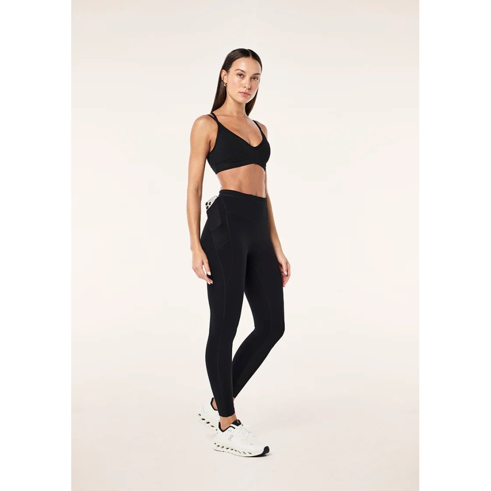 P.E Nation "Rapid Full Length Leggings" juodos spalvos tamprės su kišenėmis. Tamprės