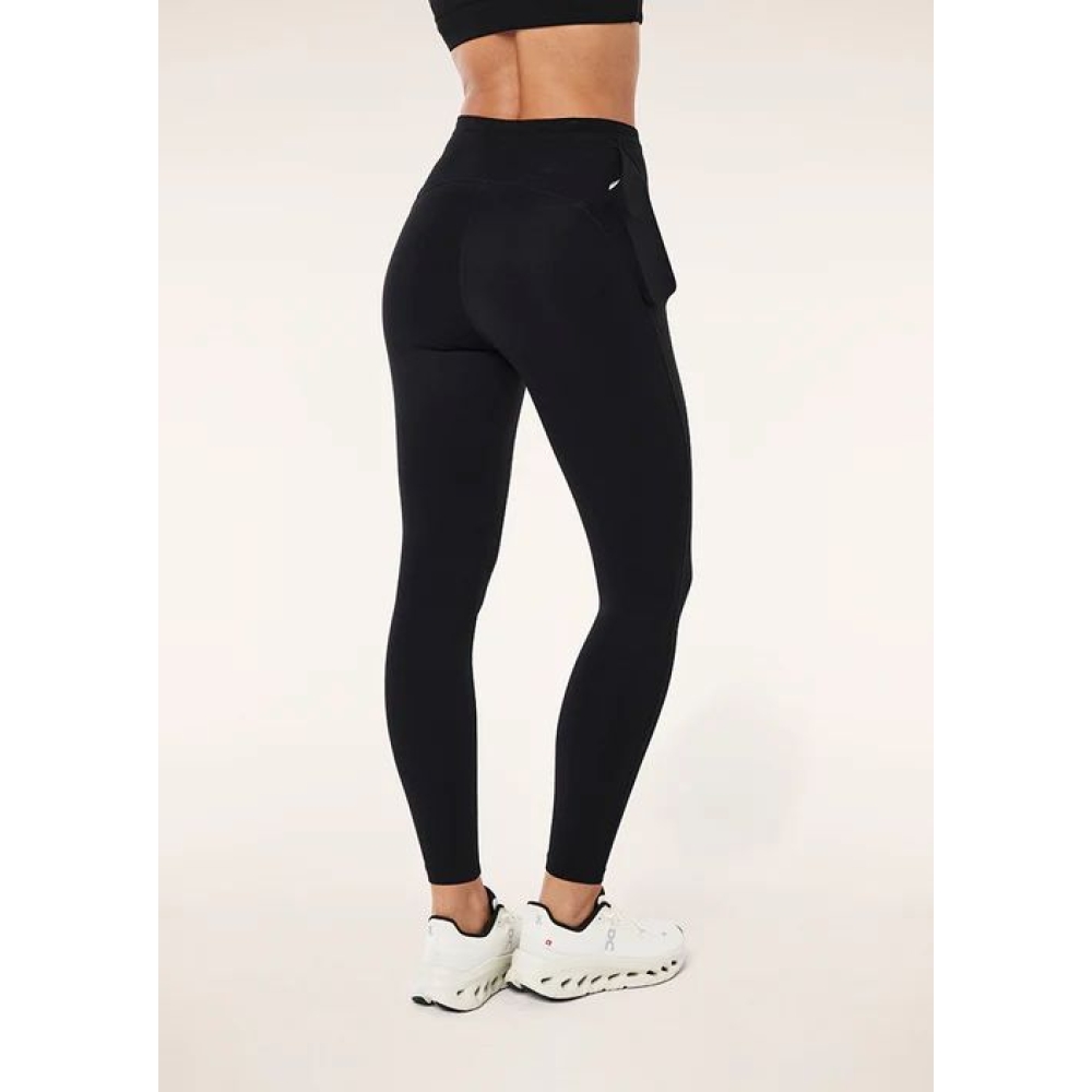 P.E Nation "Rapid Full Length Leggings" juodos spalvos tamprės su kišenėmis. Tamprės