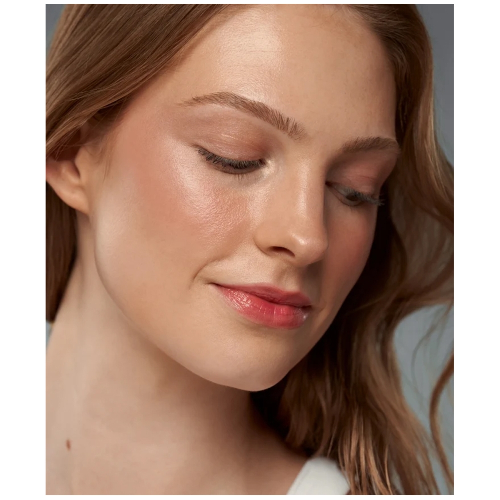 RMS Beauty “ReDimension Daily Glow Sheer Highlighter Palette” švytėjimo suteikianti paletė. Veidui