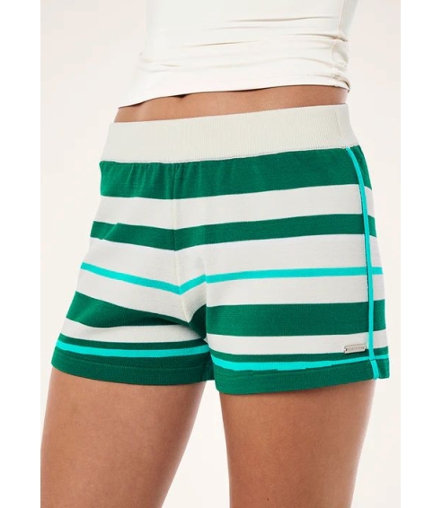 "Retreat Knit Short" žalios spalvos nerti šortai. Šortai