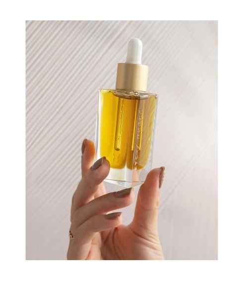 "Seven Seed Sacred Oil" veido aliejus. Veido aliejai