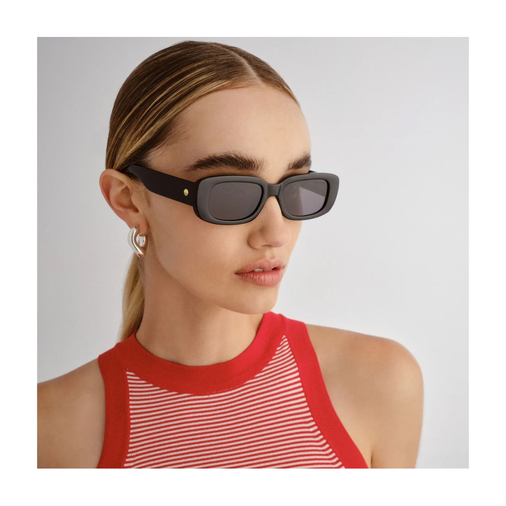 Solarized Sunglasses Slim Y2K - Black Smoke Mono Polarised Solarized Slim Y2K - Black Smoke Mono Polarised. Sunglasses