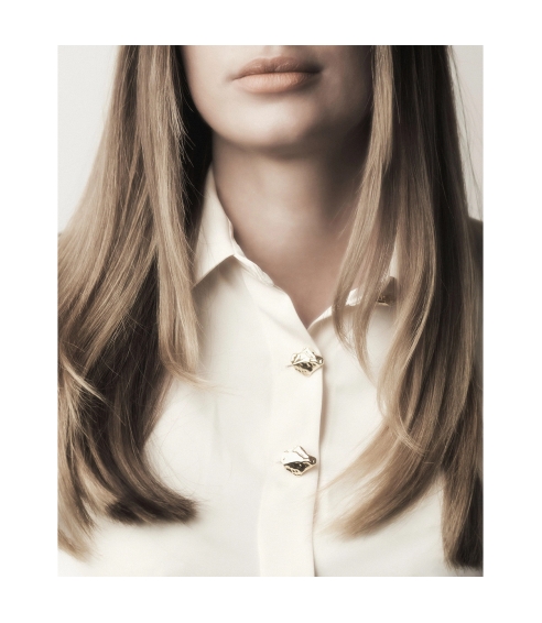 Smoothing Silk Coat. Hair styling products