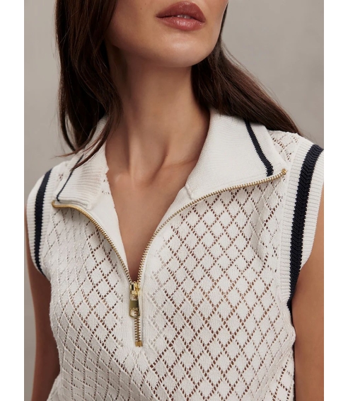 Stefan Half-Zip Vest . Vests