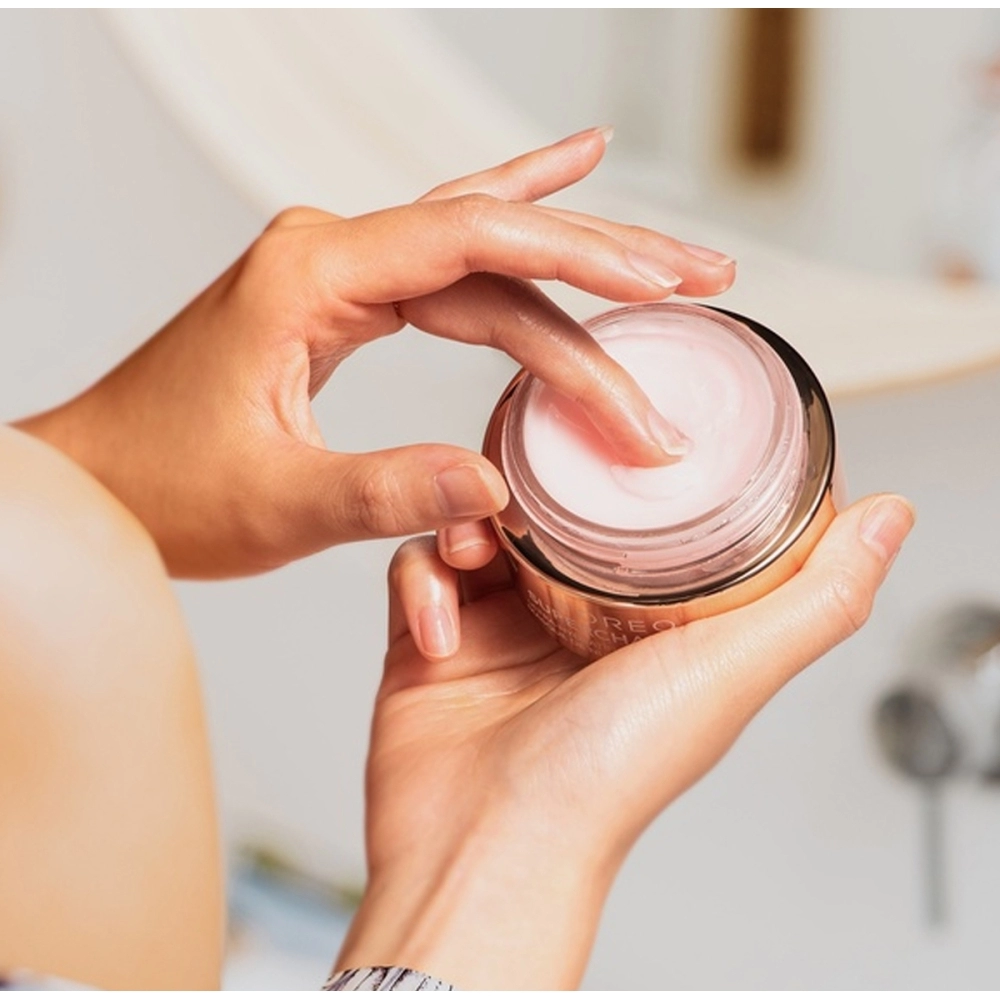 Foreo SUPERCHARGED™ Ultra-Hydrating Sleeping Mask. Moisturizing face masks