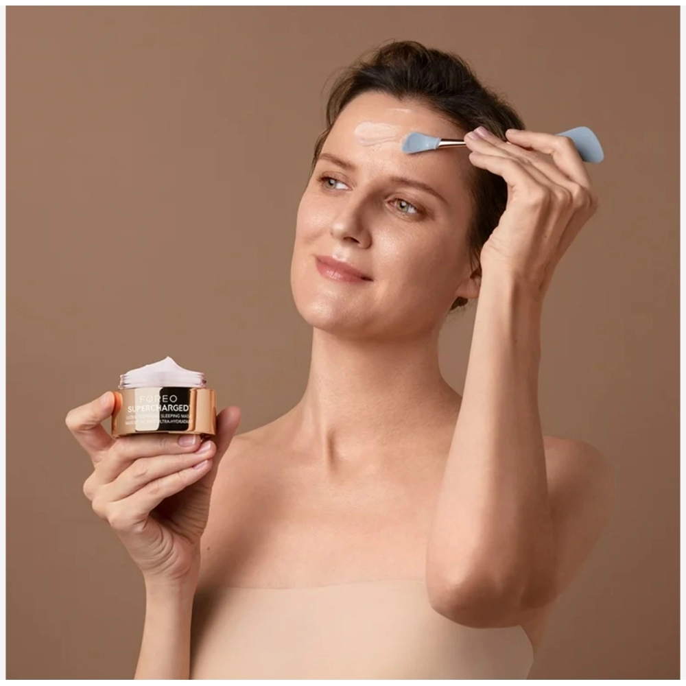Foreo SUPERCHARGED™ Ultra-Hydrating Sleeping Mask. Moisturizing face masks