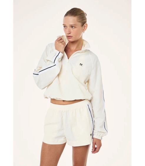 "Ultra Jacket" baltos spalvos sportinis švarkelis. Švarkai