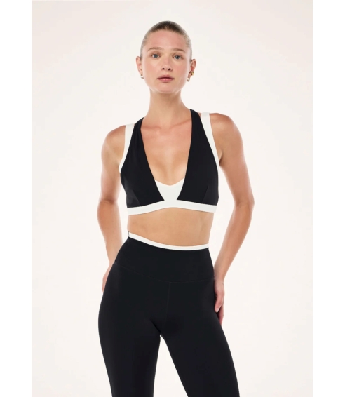 Unity sports bra in black. Sports Bras