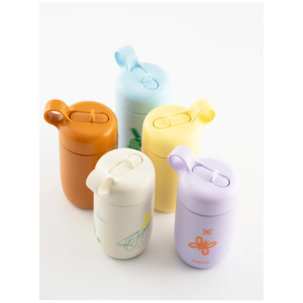 EQUA Bottle for children Giraffe. Water bottles and cups