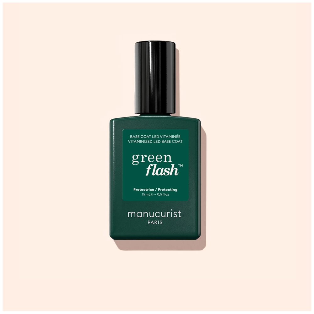 Manucurist “Vitaminized base coat Green Flash™" pusiau ilgalaikio manikiūro bazė su vitaminų kompleksu. Įprasti nagų lakai