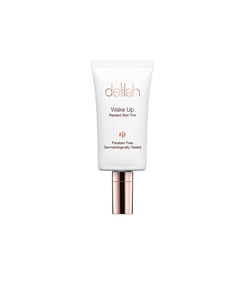 "Wake Up Radiant Skin Tint" tonuojantis veido kremas su spalva. Veidui