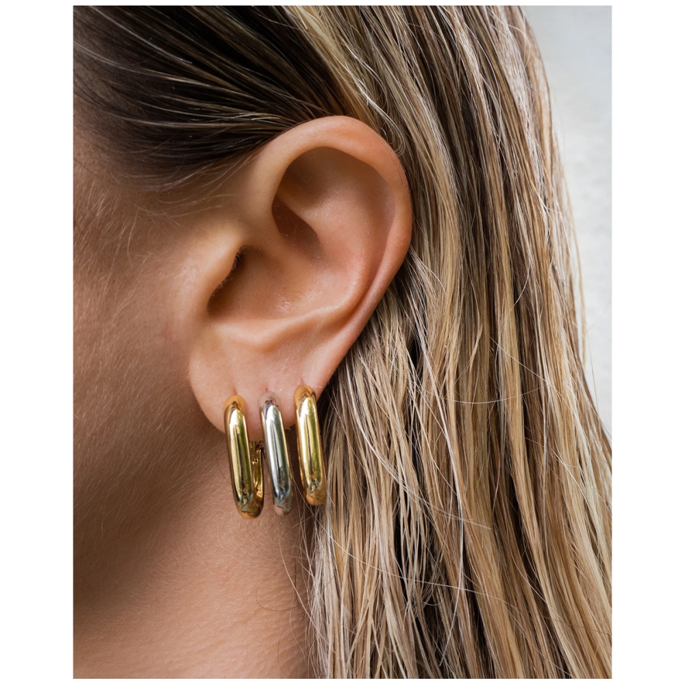 XL Chain Link Hoops Gold. Earrings